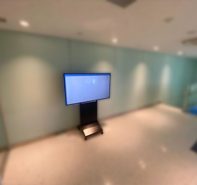 55インチ ノンタッチ 設置イメージ2
